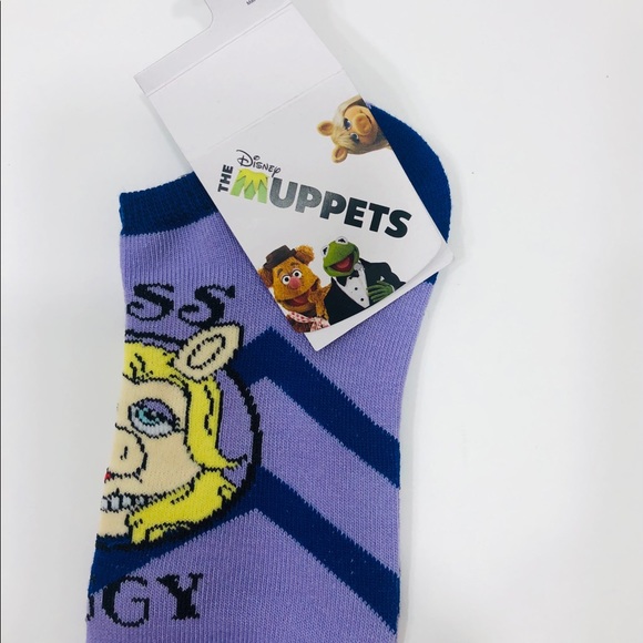 THE MUPPETS “Miss Piggy” Footie Socks Sz. 5-10 NEW - Picture 7 of 8